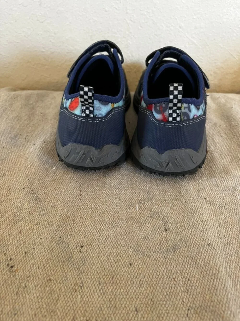 Keen Boy's Speedhound Shoes Sz 3